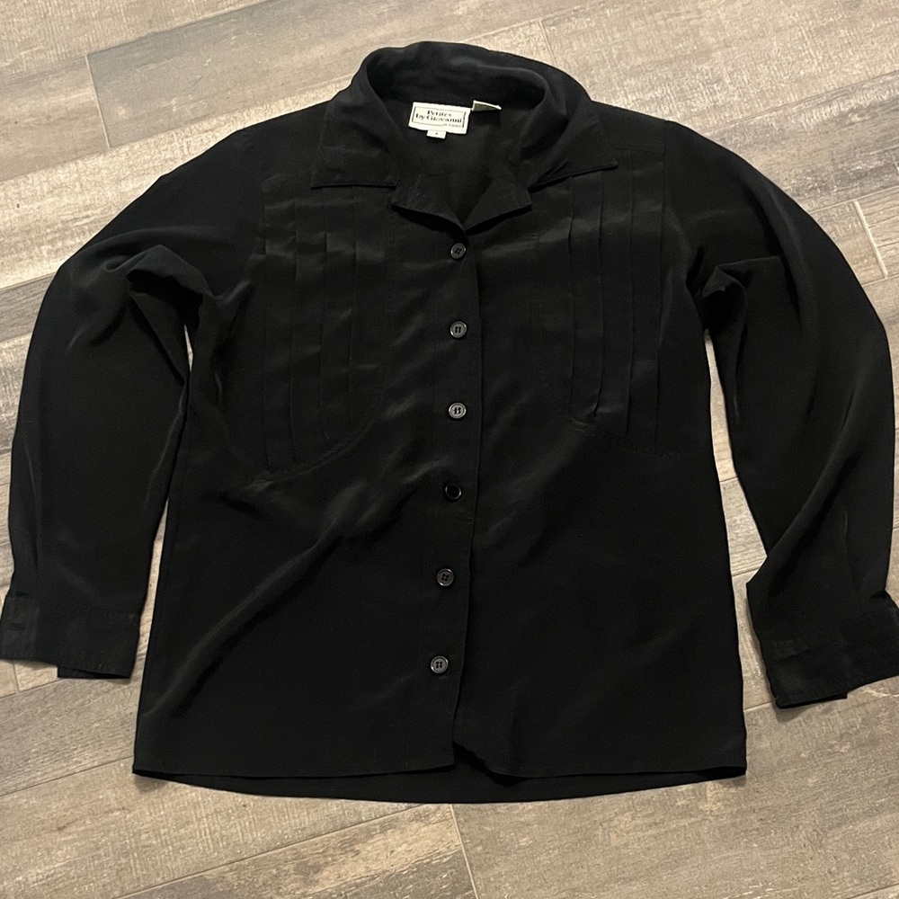 Vintage Black Button-Front Blouse with Pleated Front